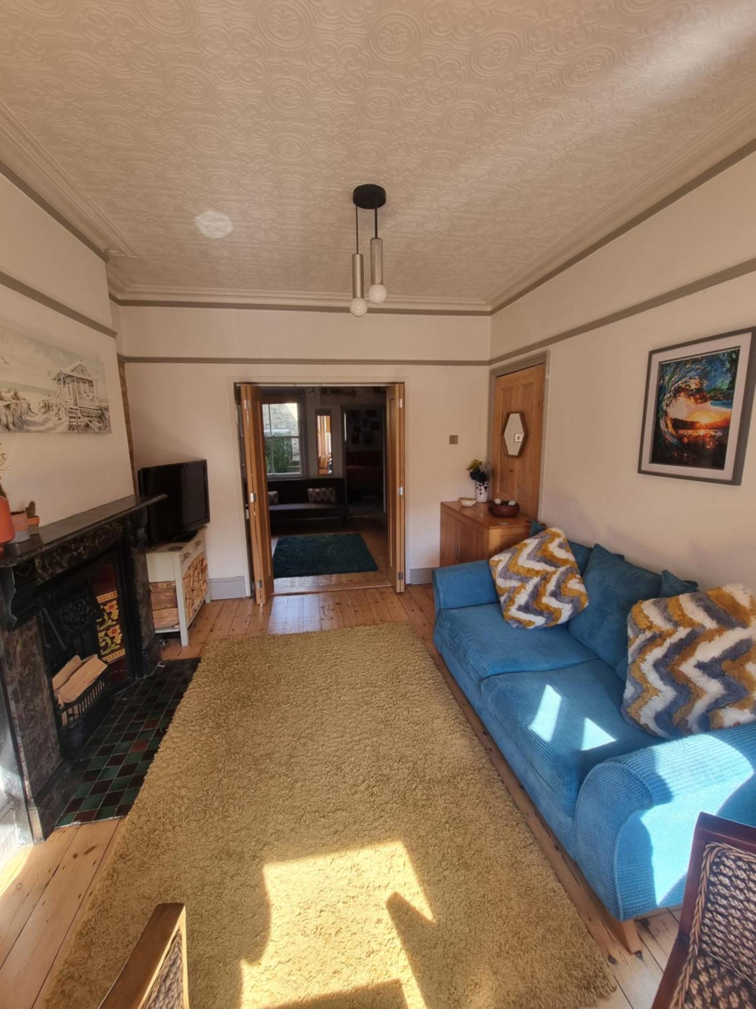 Shore Thing - Just A Stones Throw From The Beach Sandgate Exterior photo